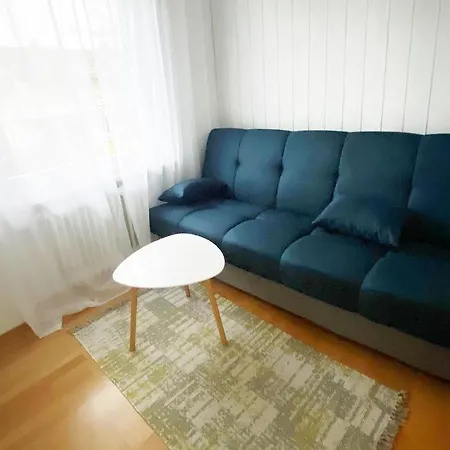 Leo Apartman *